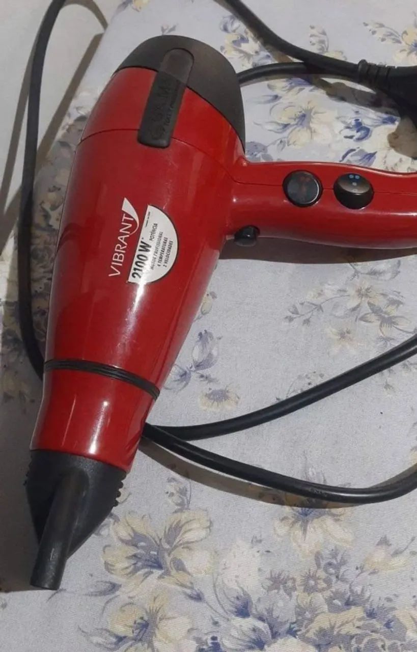 Prancha/ Chapinha e Secador de Cabelo Gama Eletroportáteis Para