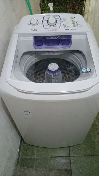Máquina de Lavar Electrolux 12kg - JetClean