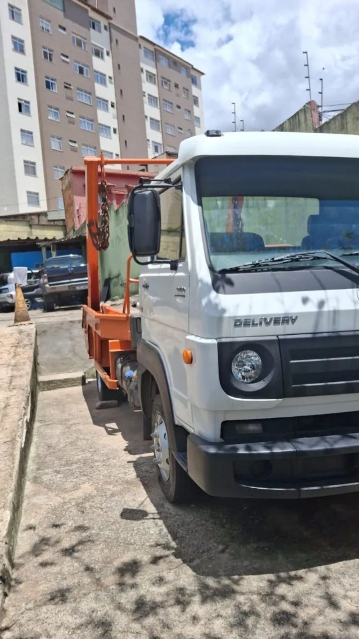 Poliguindaste Bruck - VW 9.160 2012/2012