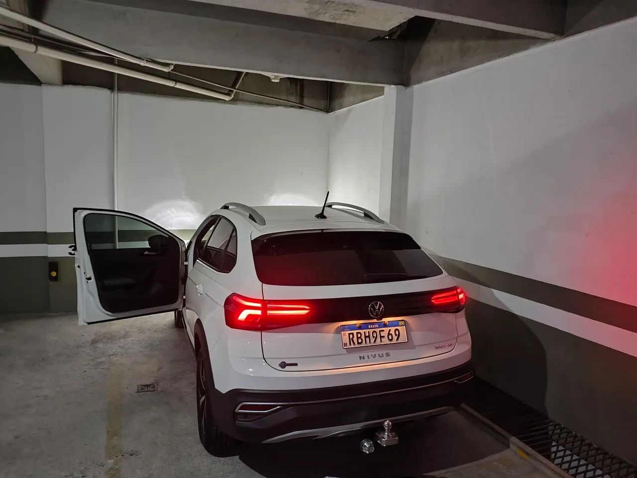 Carro de garagem, único dono 