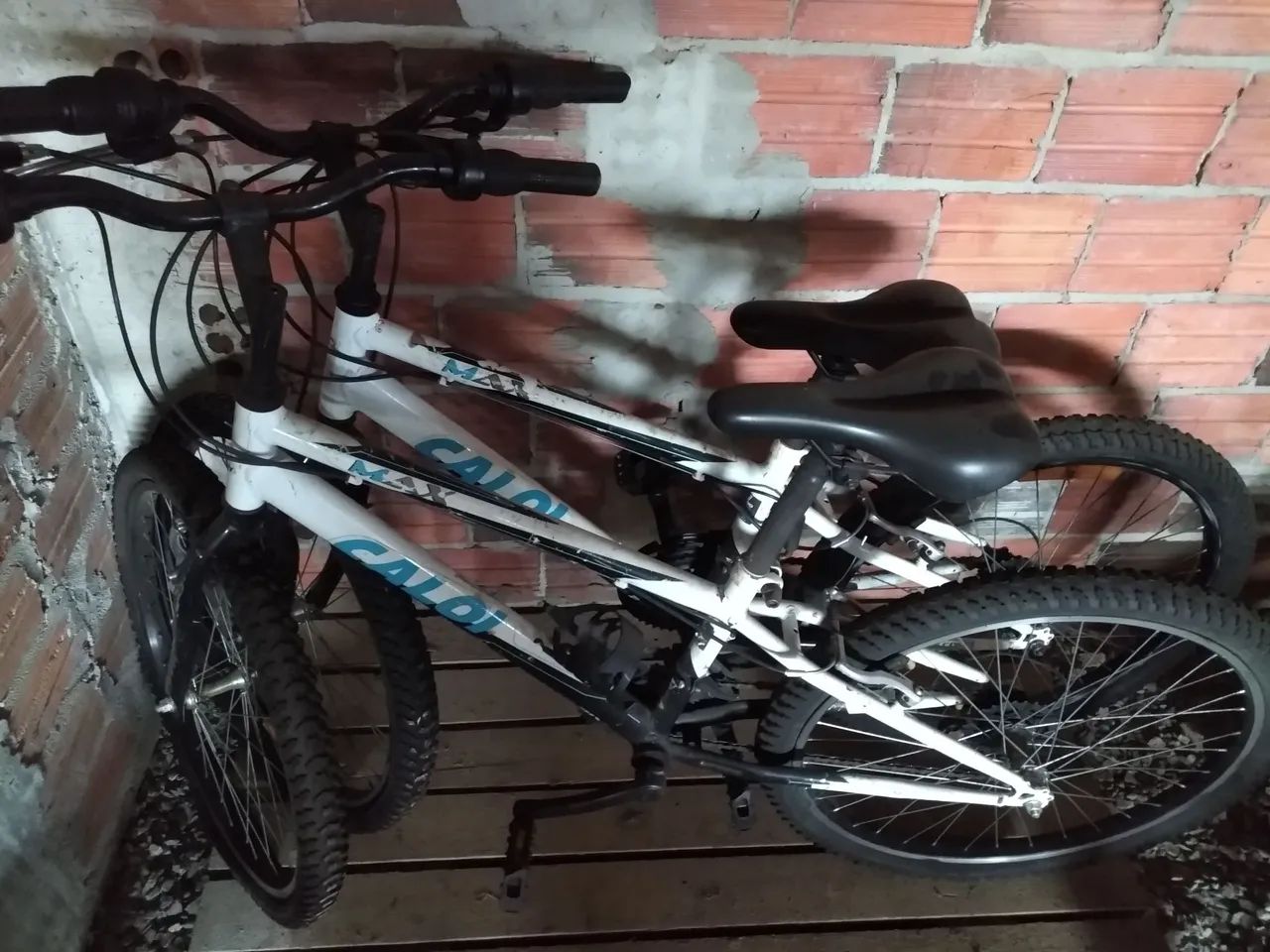 Duas bicicletas usadas - Foto 2