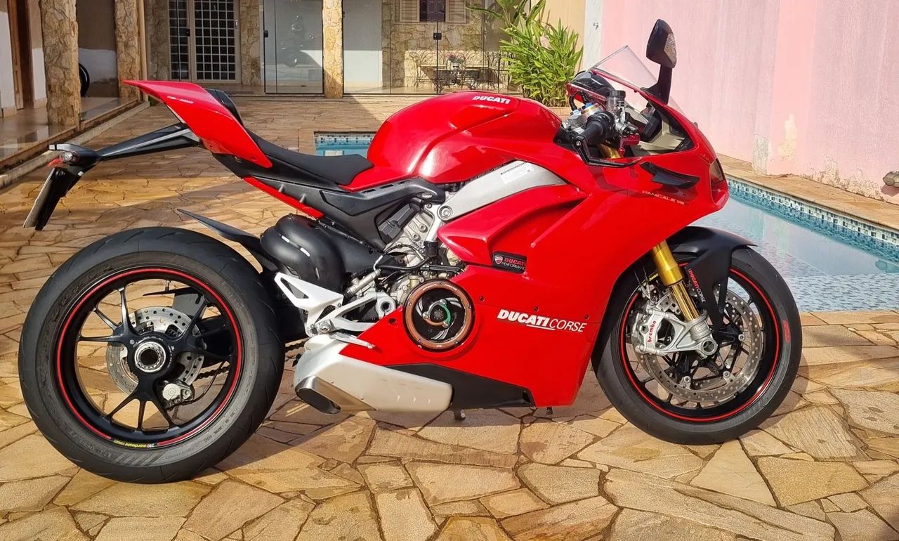 DUCATI PANIGALE V4 S