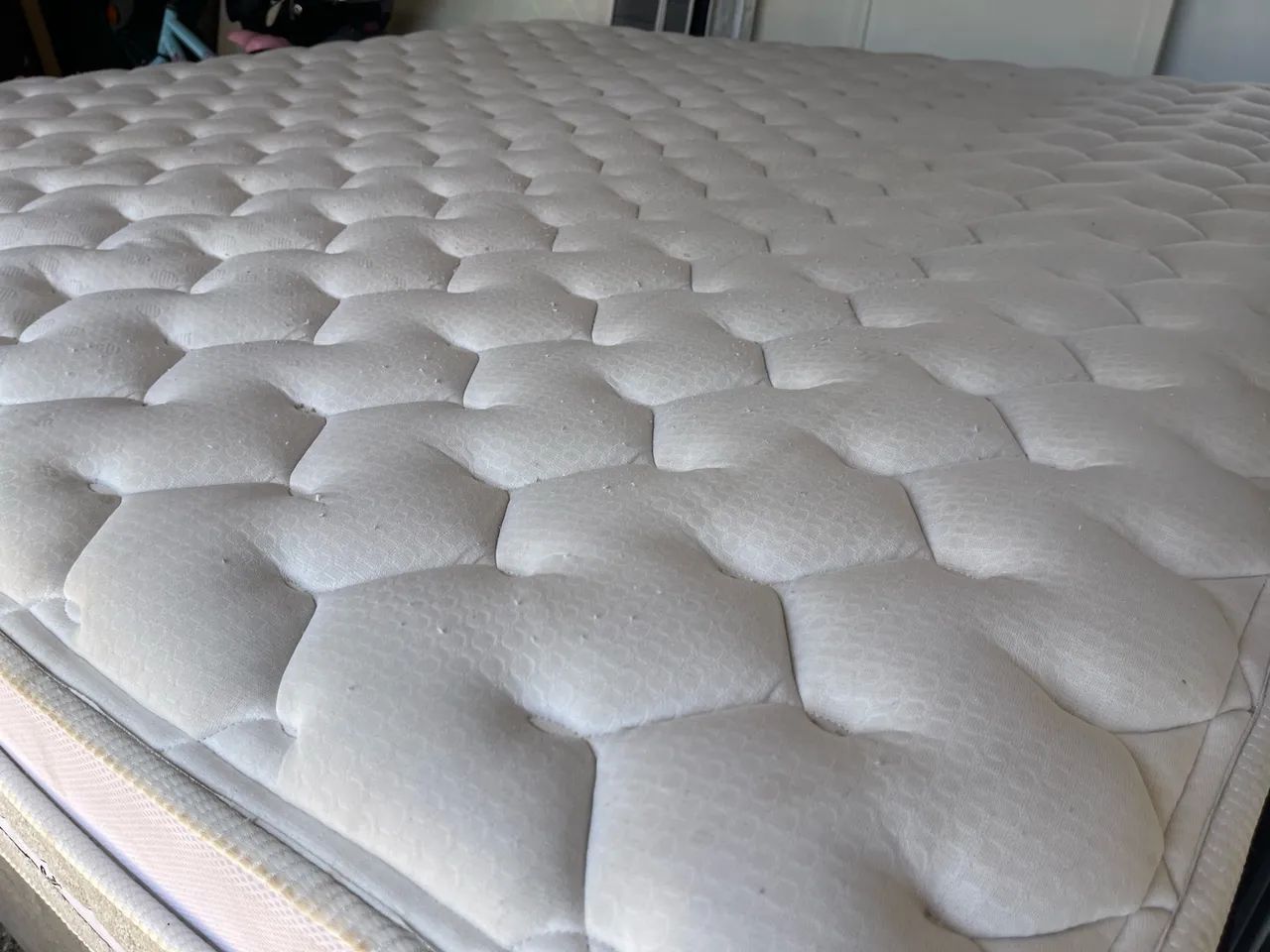 Vendo cama tamanho King size 