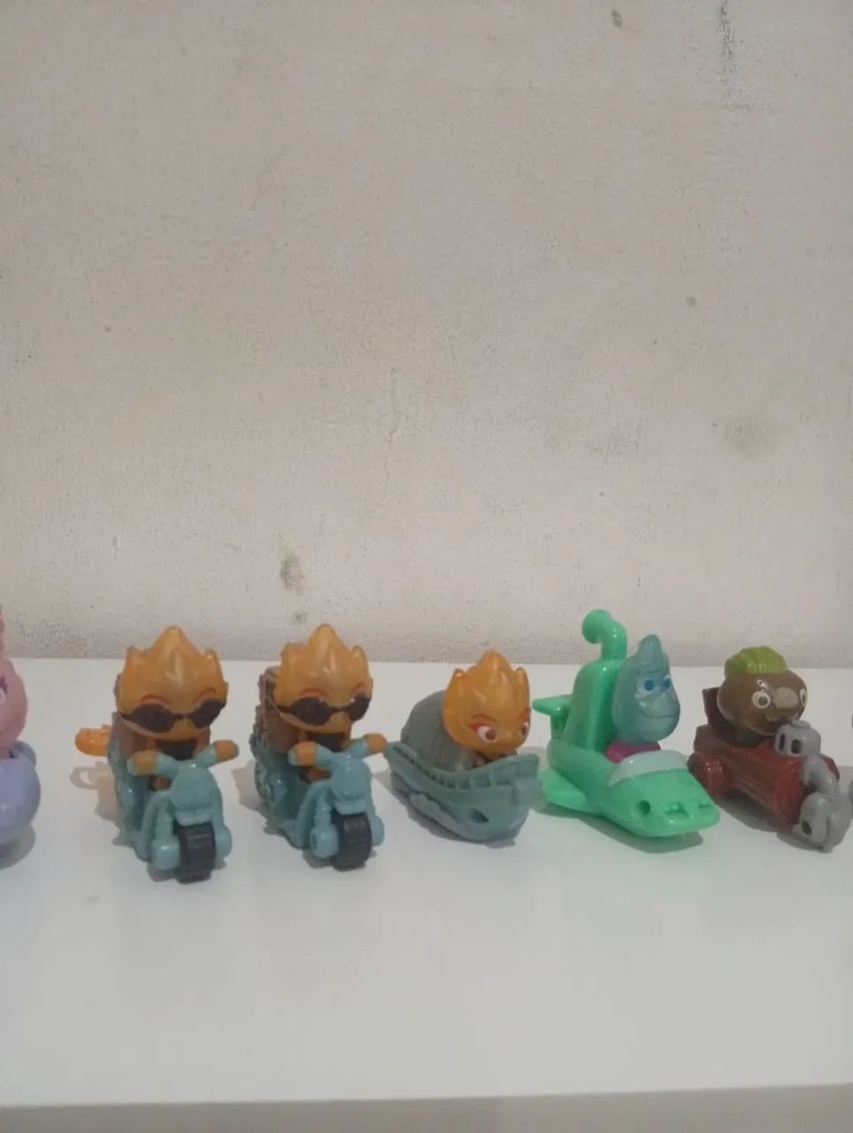 Lote elementos da Disney Pixar  - Foto 3