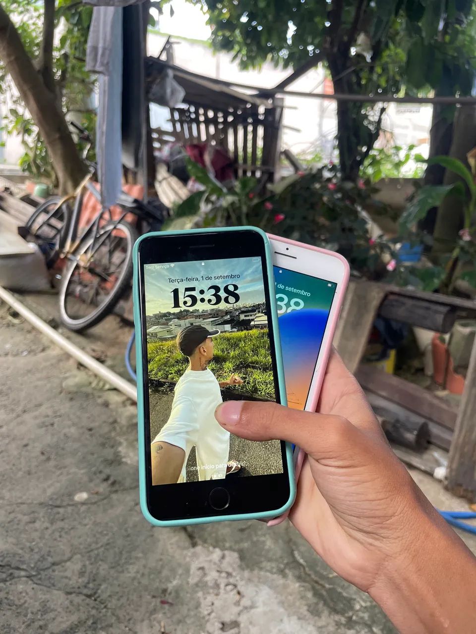 vendo ou troco 2 iPhone 8 Plus tudo ok  - Foto 3
