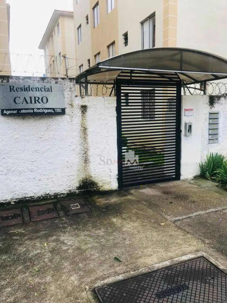 Apartamento com 2 dormitórios para alugar, 43 m² por R$ 1.250,00/mês + taxas- Sítio Cercad