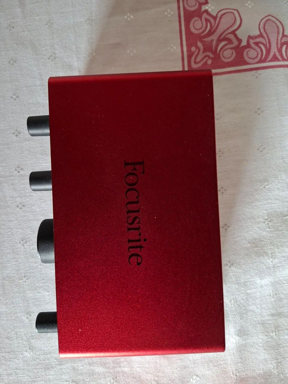 Interface de áudio Focusrite Sarlett Solo 4a Geração - Foto 4