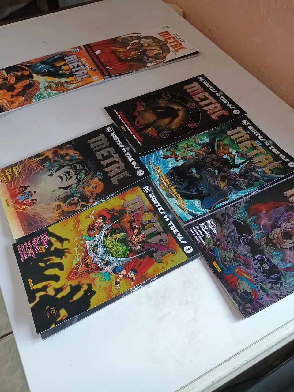 BATMAN: NOITE DE TREVAS - METAL | COLEÇÃO COM 7 EDIÇÕES - Livros e