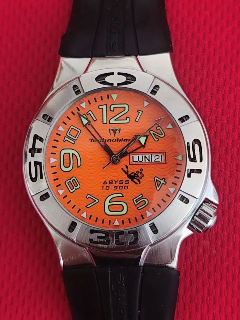 Relógio TechnoMarine Abyss 10900 Diver Suíço Raro Laranja