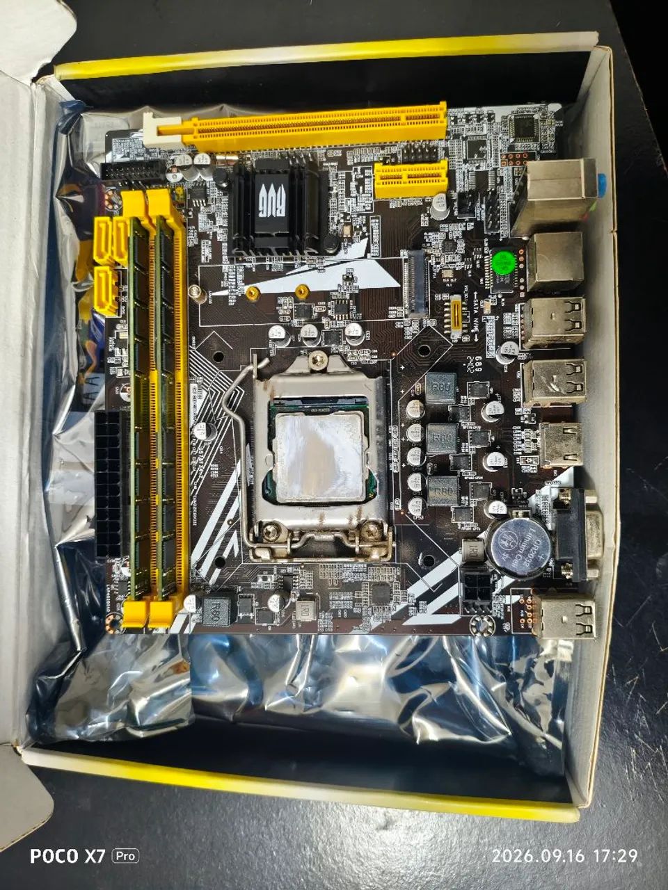 Pc completo com duas placas mãe, placa de vídeo e mesa e cadeira  - Foto 5