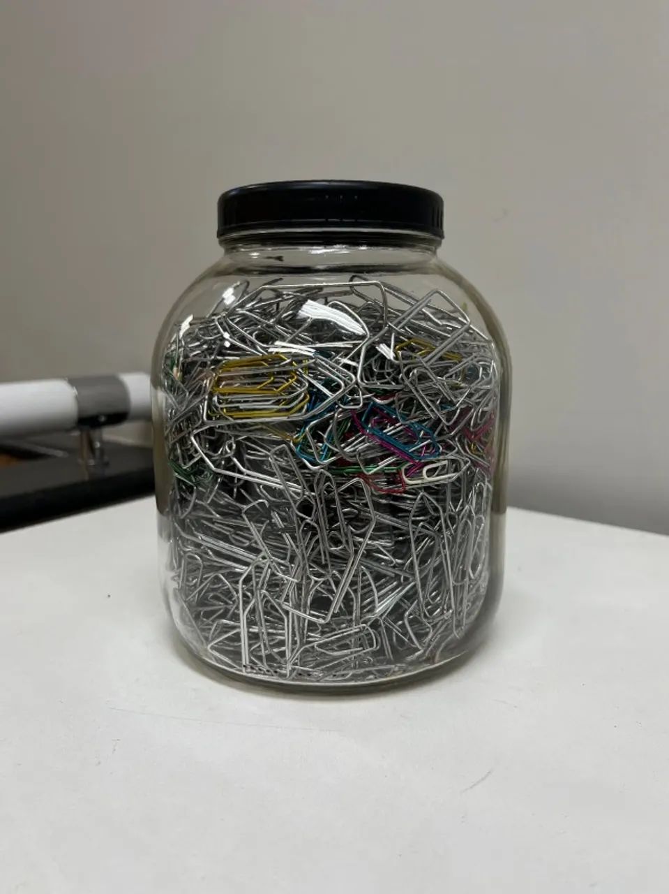 Clips de Papel Diversos - Grande Quantidade + Pote de Vidro - Foto 2