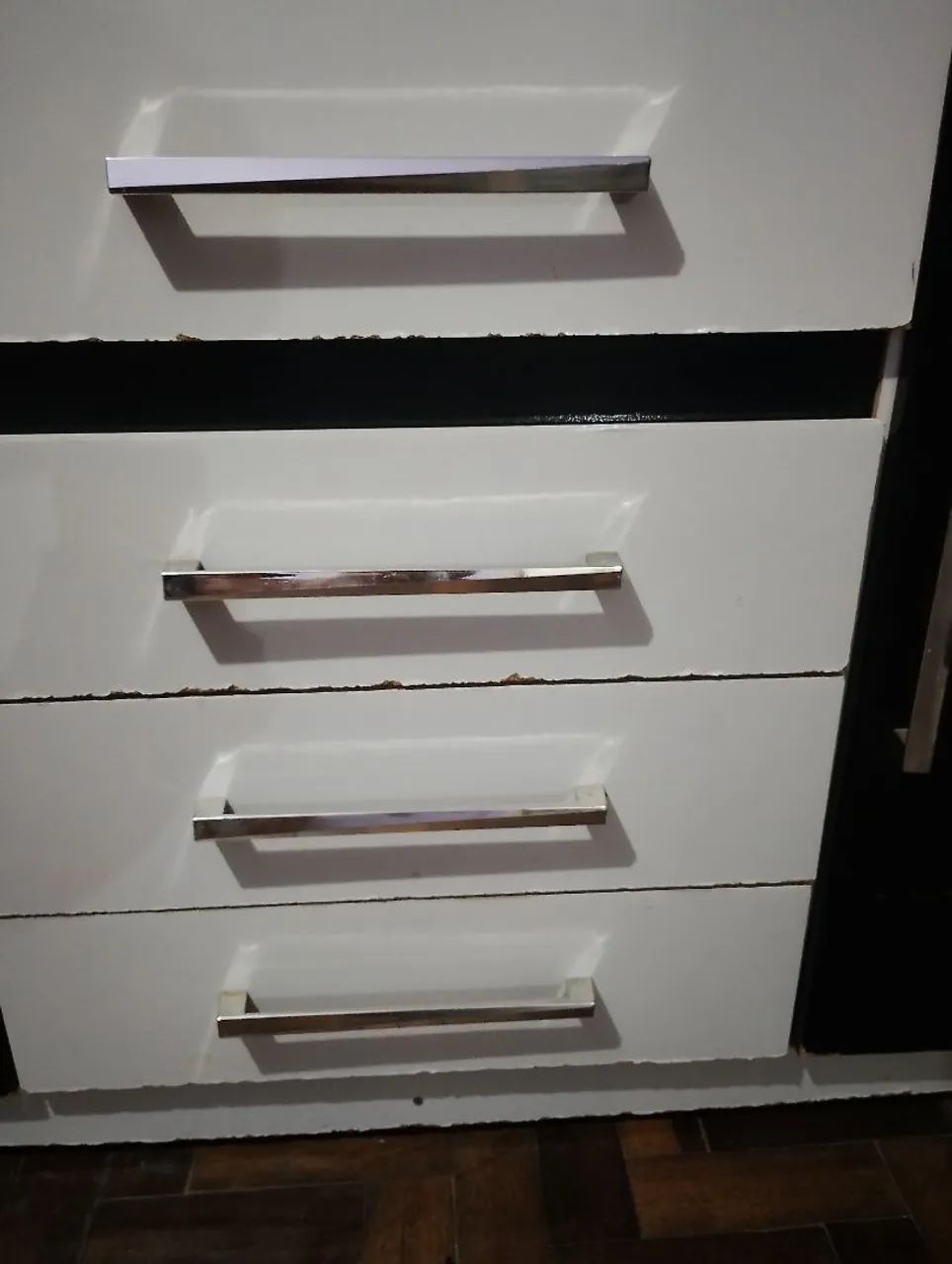 Cômoda de roupa usada - Foto 2