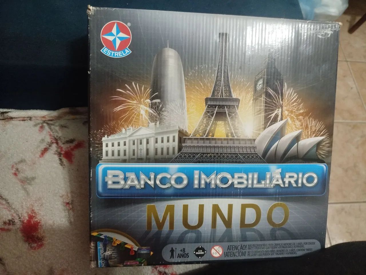 Banco imobiliário mundo 
