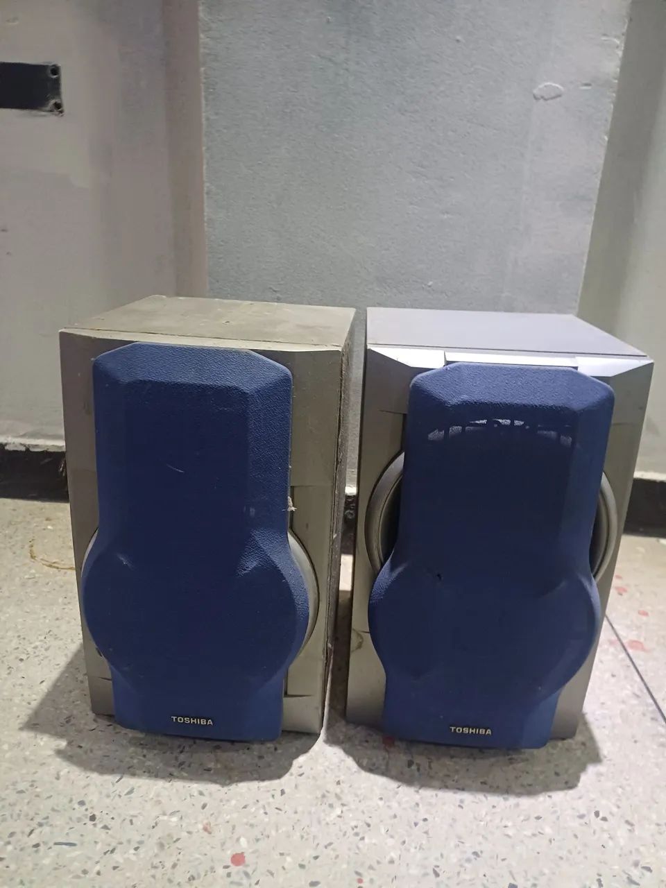 Caixa de Som Toshiba