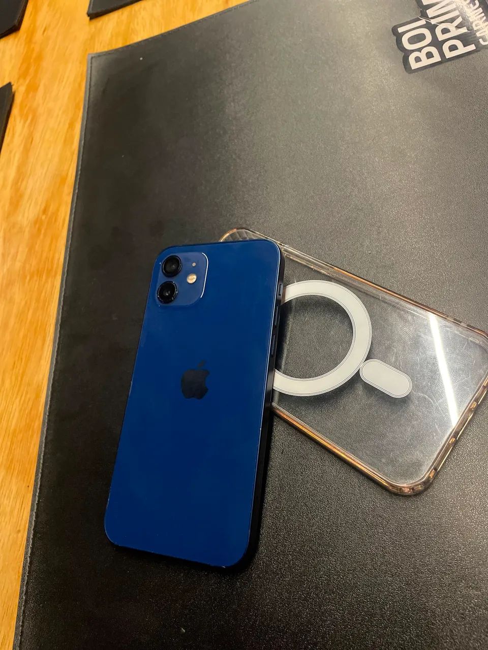 VENDE-SE IPHONE 12/ BEM CONSERVADO TUDO ORIGINAL. - Foto 3