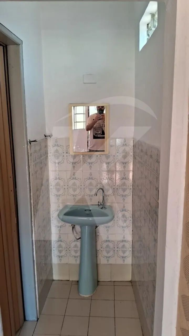 Casa com 1 quarto, sala, cozinha banheiro e área de serviço. - Foto 3