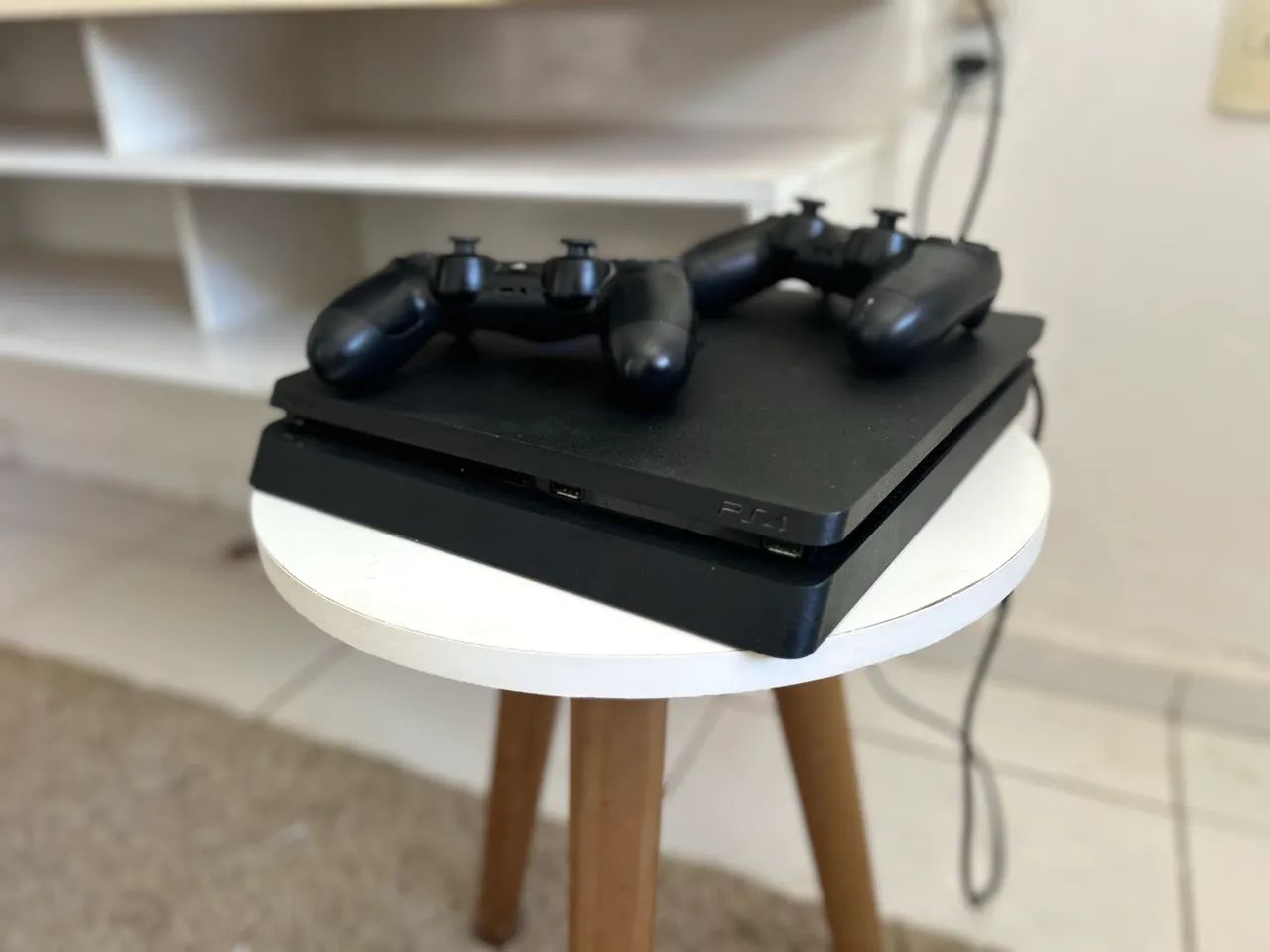 PS4 SLIM 2 CONTROLES NOVINHO - Foto 2