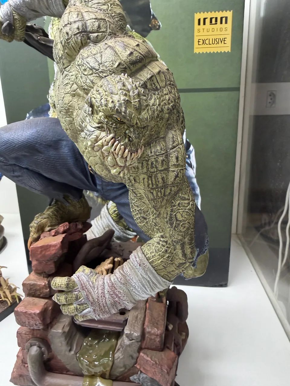 Killer Croc - Iron Studios - CCXP - Perfeito - Na Caixa  - Foto 2