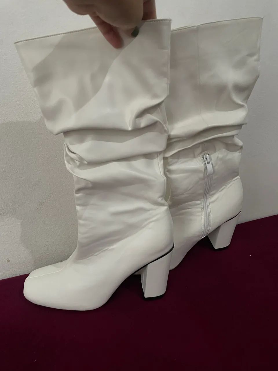 Bota de couro branco- Usada apenas 1 vez!!! - Foto 2