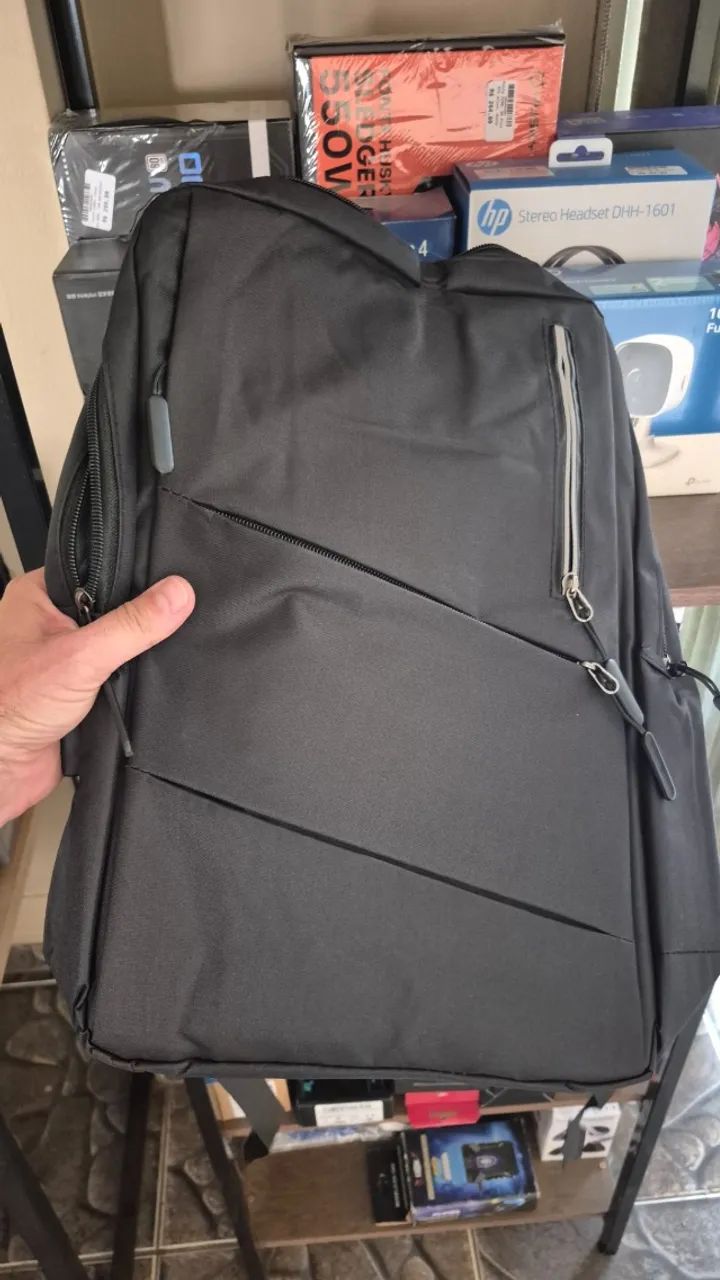 Mochila para notebook, tablet, modelo executivo, saída usb! - Foto 2
