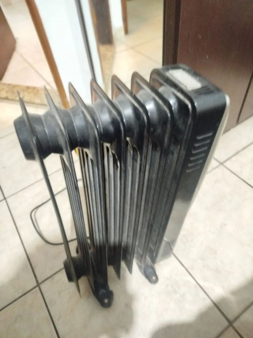 Aquecedor térmico a base de óleo  - Foto 3
