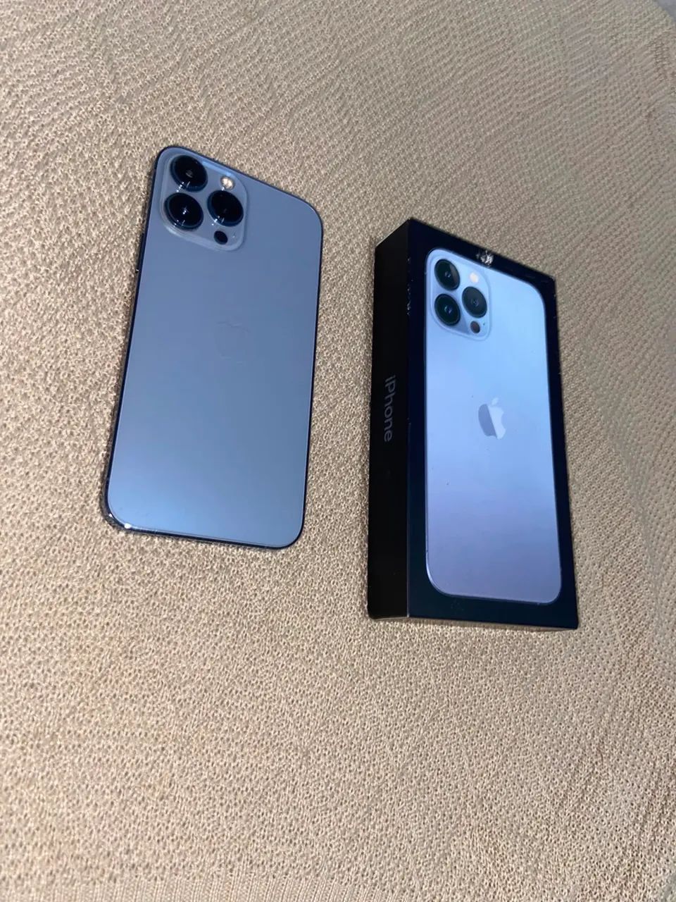 iPhone 13 pro max 2,500. Face ID? tela trocada. Saúde da bateria 76%. GB256