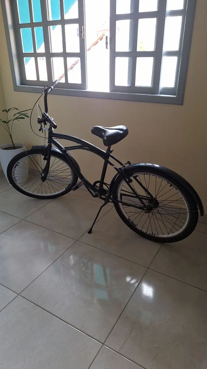 Bicicleta estilo Cruiser - preta
