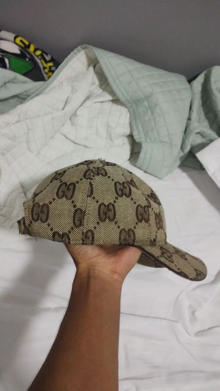 Boné gucci 