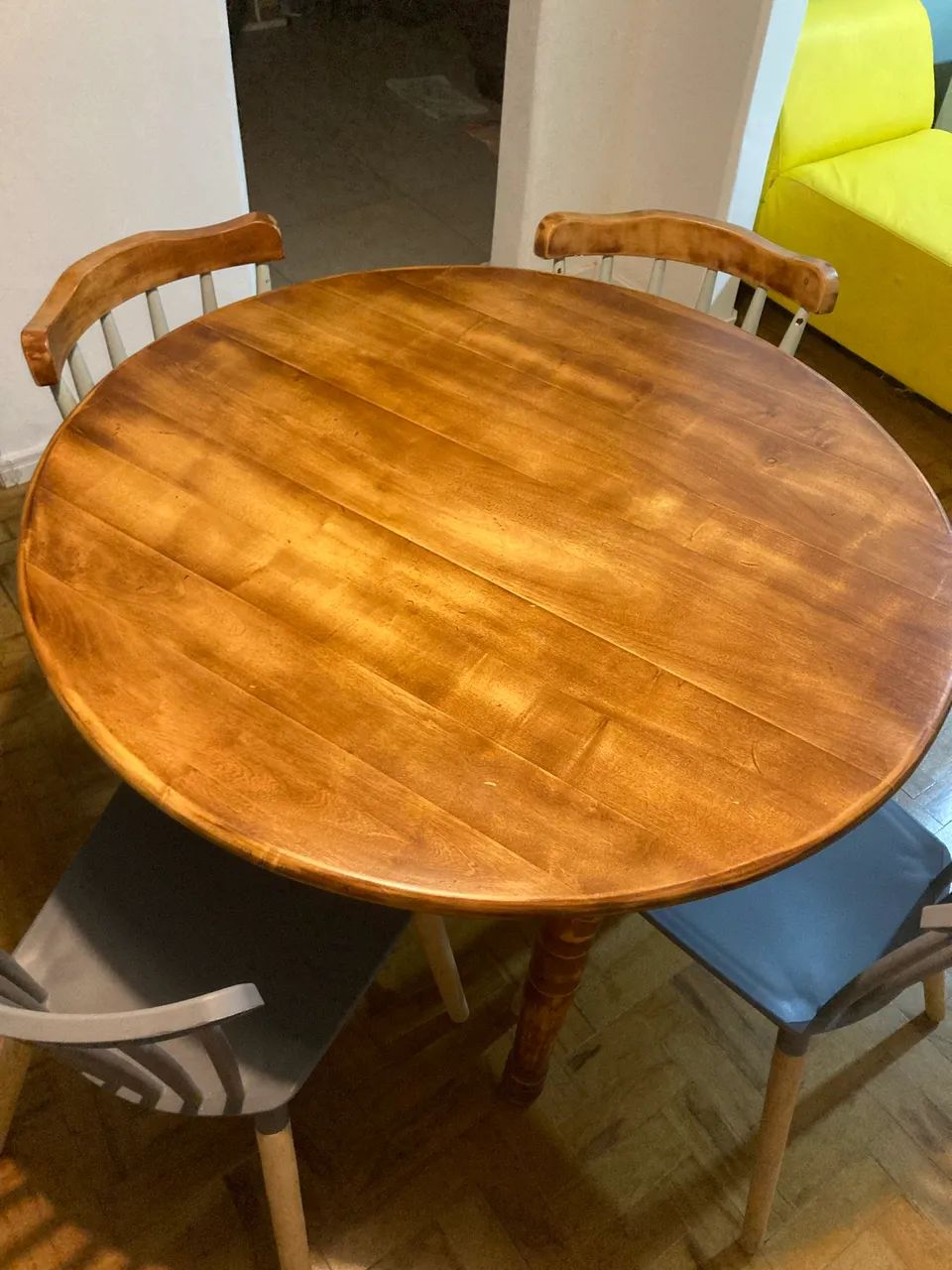 Conjunto de mesa + 4 cadeiras + APARADOR BUFFET  - Foto 3