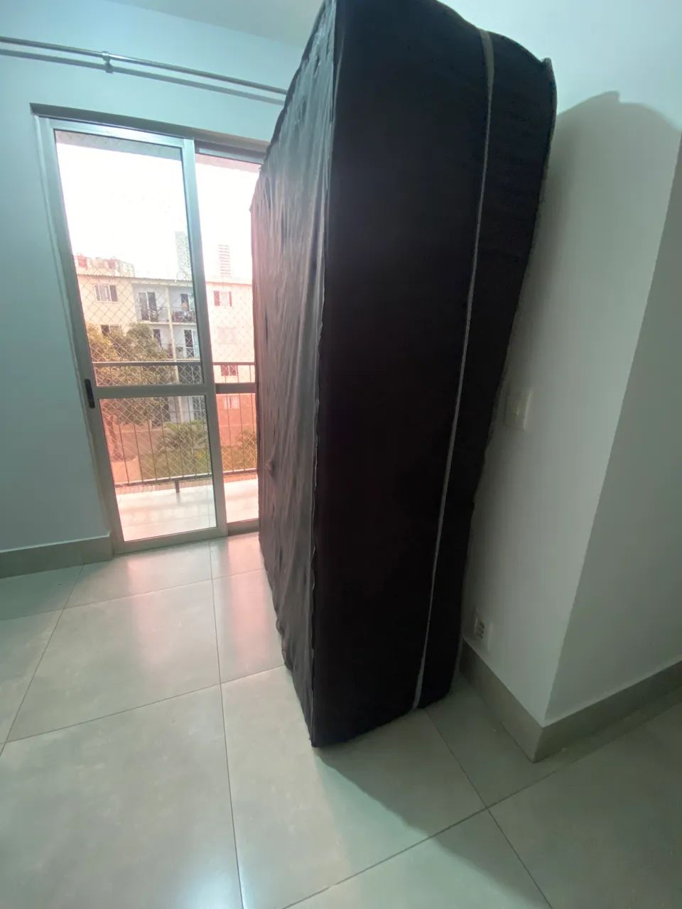 Cama de casal semi nova - Foto 2