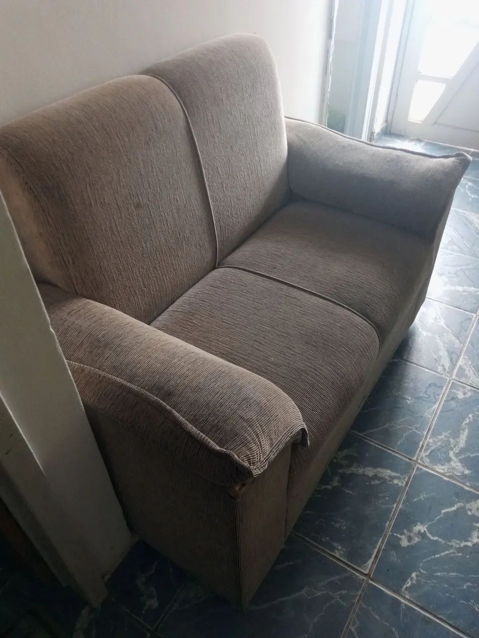 Sofá Pequeno pra Duas Pessoas