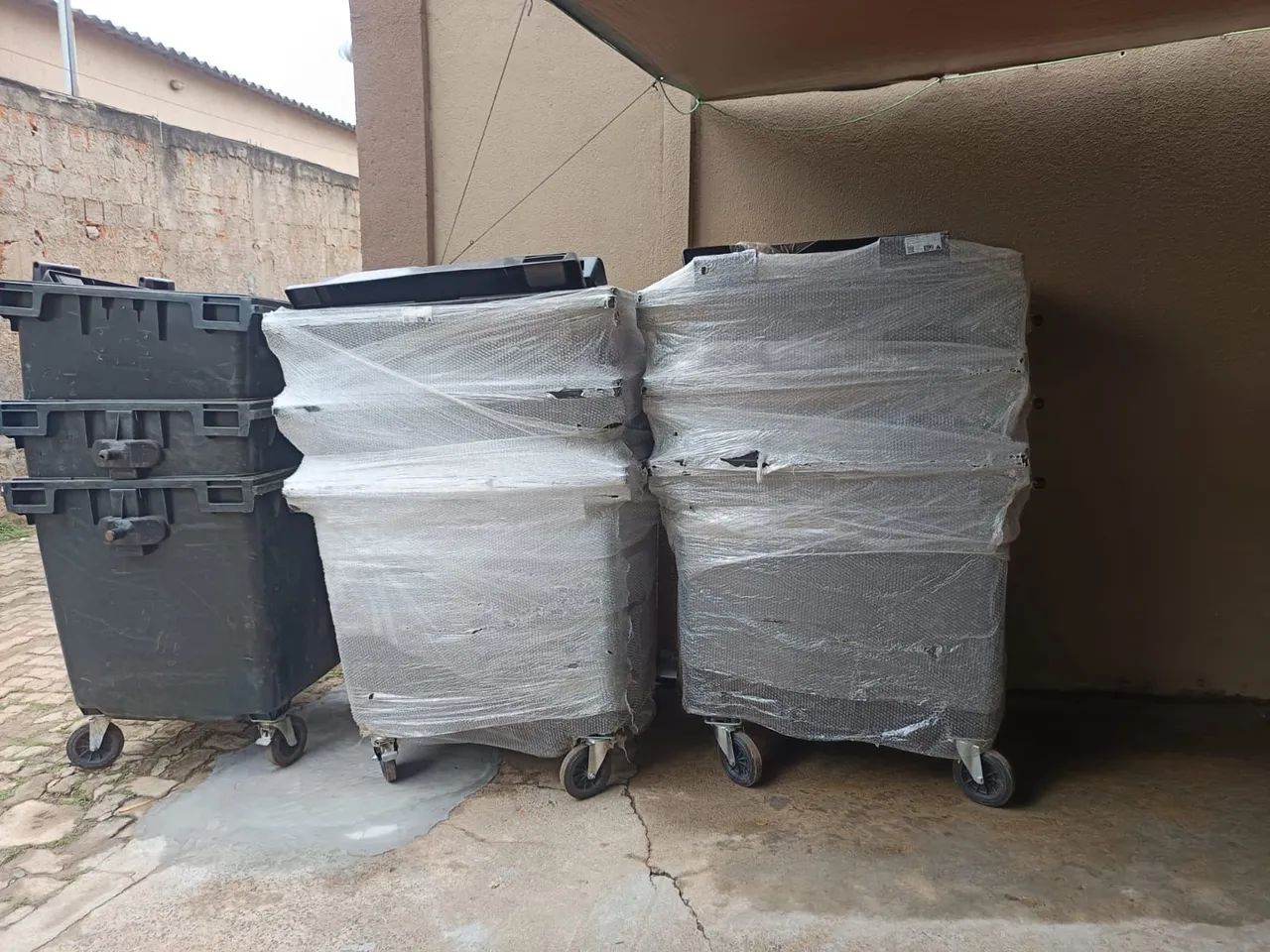 Container Novos e Seminovos - 1000 Litros