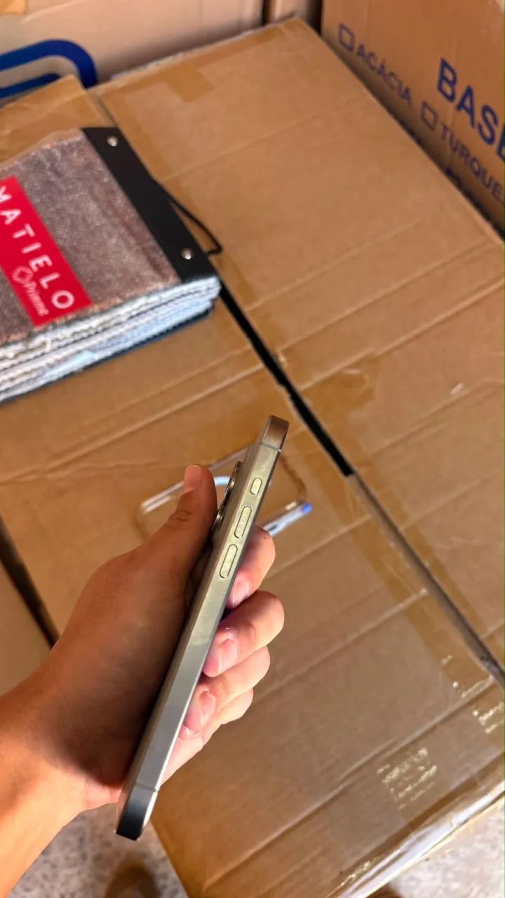 iPhone 15 Pro - Foto 3