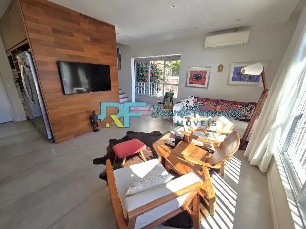 Casa Excelente com 3 quartos, suíte e piscina aquecida. - Foto 4