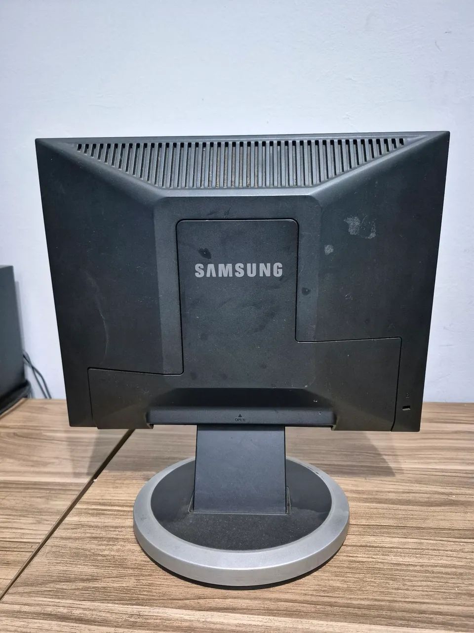 Monitor Samsung Syncmaster 540N 15" - Foto 2