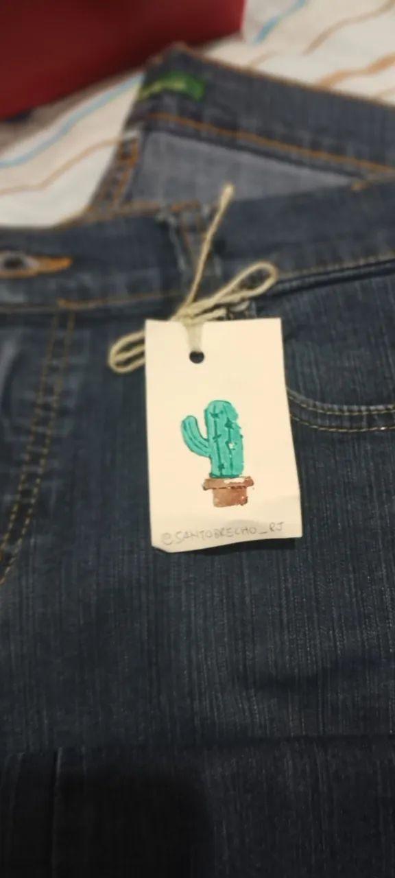 Calça jeans feminina.