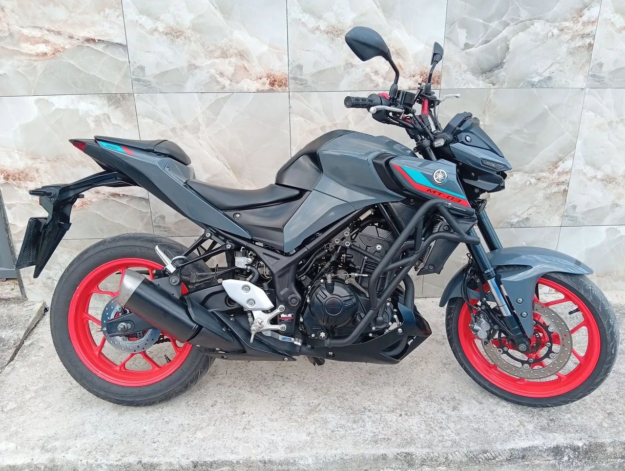 Moto nova e com baixa quilometragem  - Foto 2