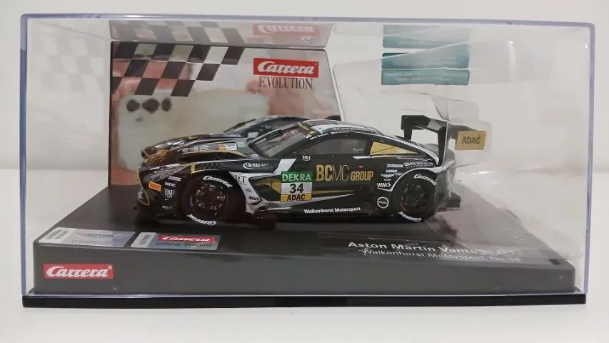 Autorama Carrera Evolution 1:32 Aston Martin GT3 