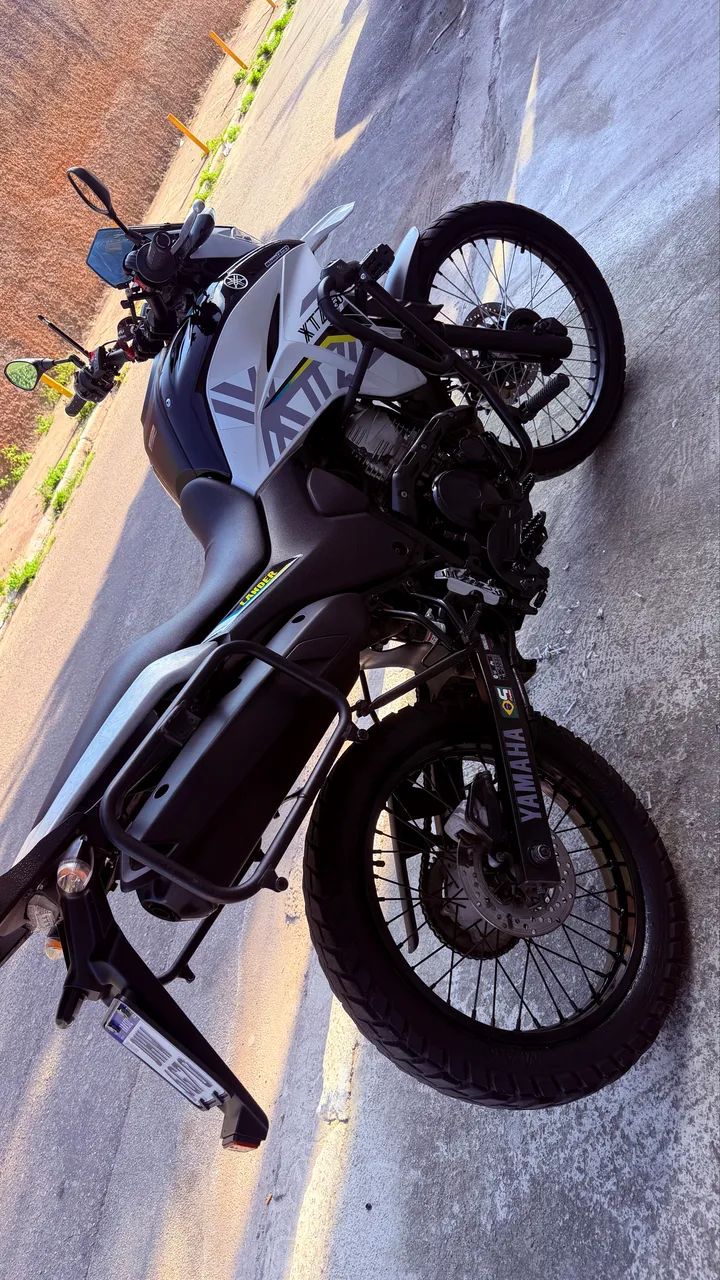 Lander 250cc Branca  - Foto 4
