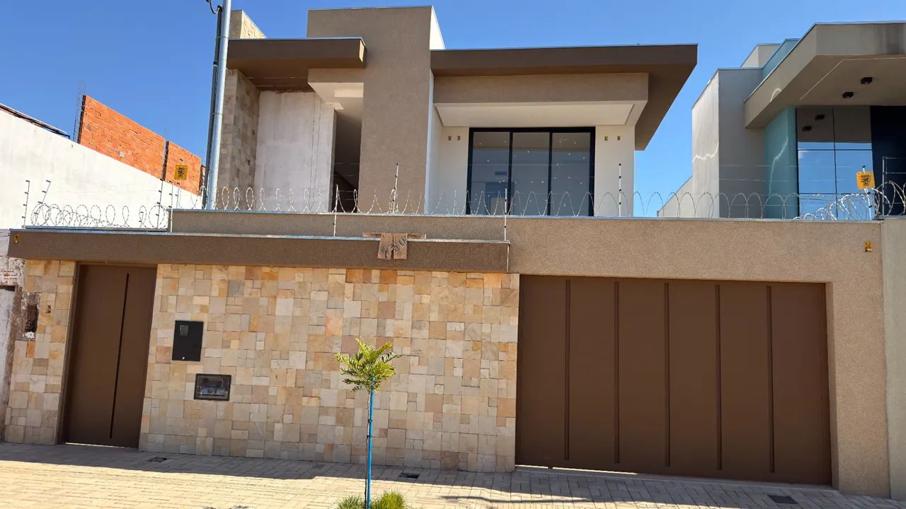 Casa com Piscina Morada do Sol