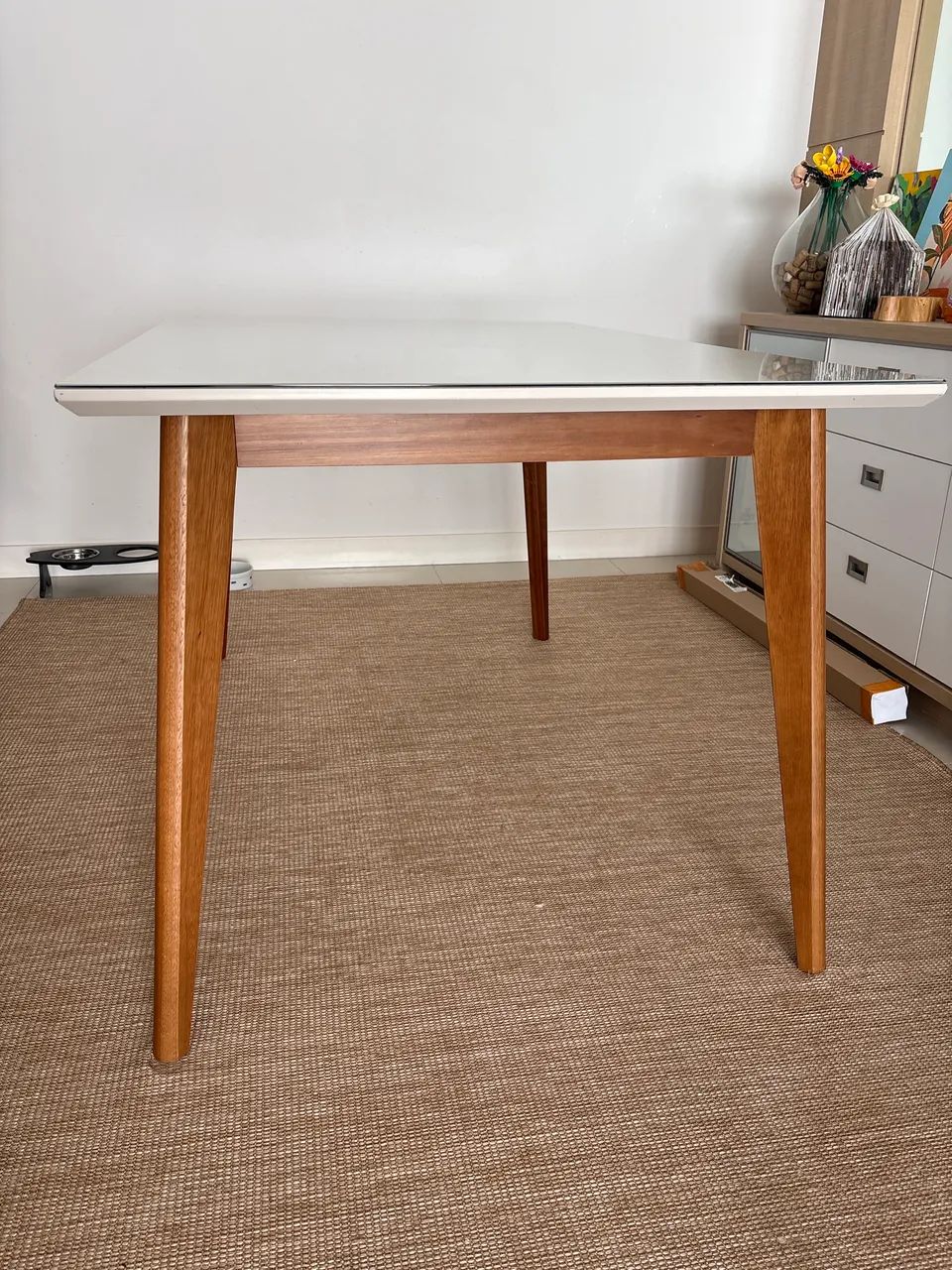 Mesa madeira maciça com tampo em laca com vidro  - Foto 2