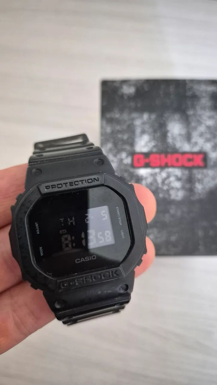 Relógio Digital Casio G-shock 5600UBB-1D