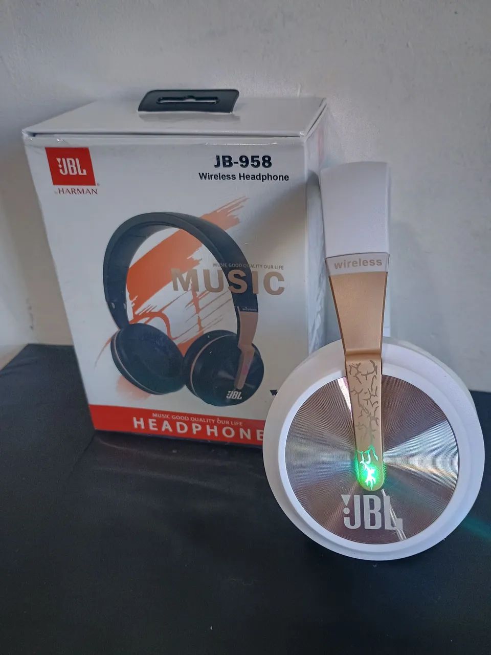 Fone JBL JB958 via bluetooth com led RGB / PROMOÇÃO IMPERDÍVEL  - Foto 3