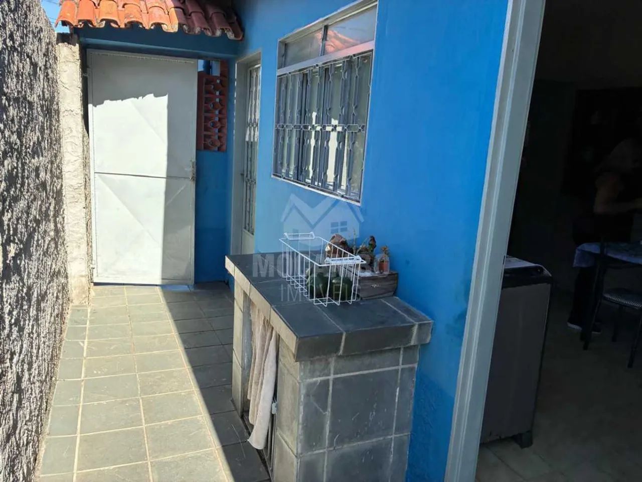 Casa de rua : / Residencial / Jardim Maria