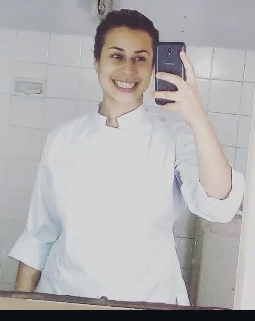 Disponível para extras  - Foto 2