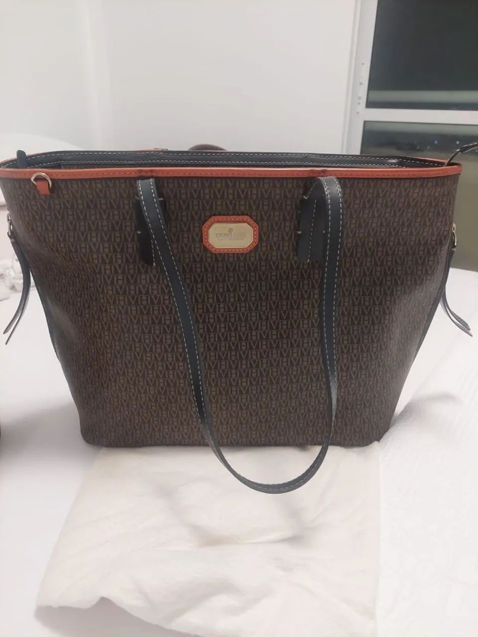Bolsa Victor Hugo  original super conservada. - Foto 5