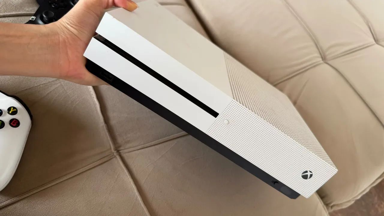 Xbox One S