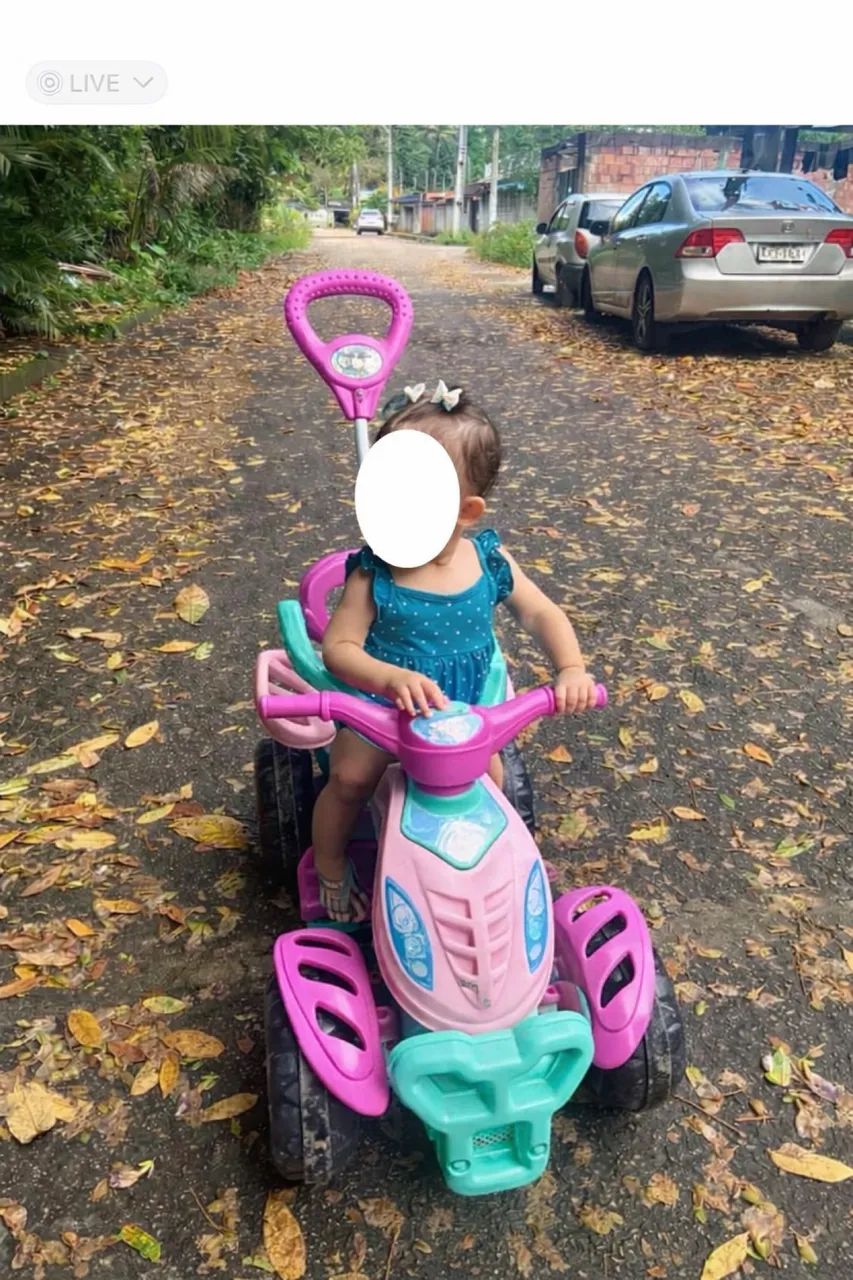 Carrinho De Passeio Infantil Quadriciclo.