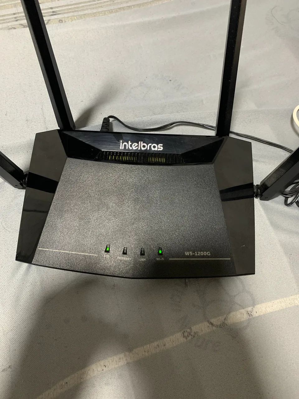 Roteador Intelbras W5-1200G 4 antenas