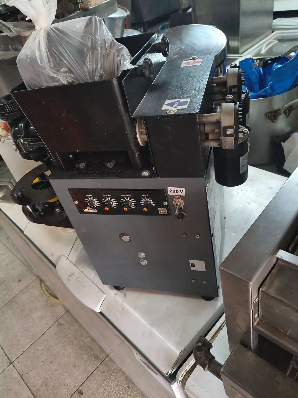 Máquina de fazer salgados compacta print  - Foto 3